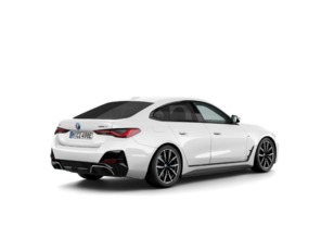Fotos de BMW i4 eDrive40 color Blanco. Año 2025. 250KW(340CV). Eléctrico. En concesionario Ceres Motor S.L. de Cáceres