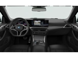 Fotos de BMW i4 eDrive40 color Blanco. Año 2025. 250KW(340CV). Eléctrico. En concesionario Ceres Motor S.L. de Cáceres