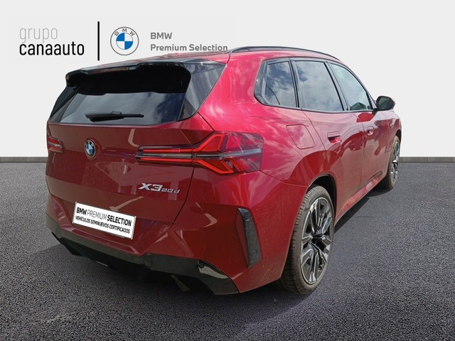 BMW X3 xDrive20d color Rojo. Año 2025. 145KW(197CV). Diésel. En concesionario DEMO de Sta. C. Tenerife