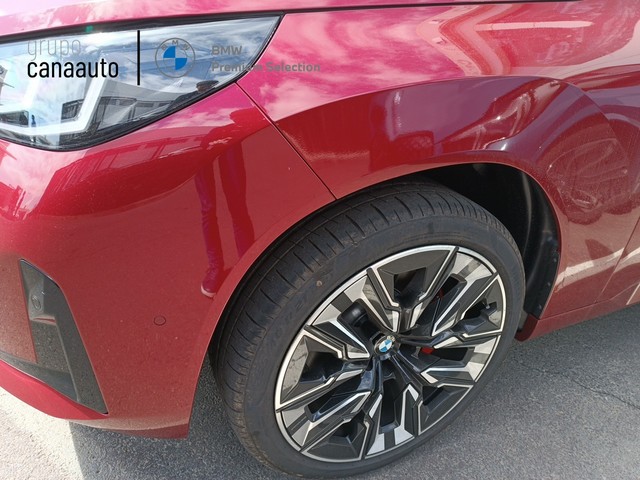 BMW X3 xDrive20d color Rojo. Año 2025. 145KW(197CV). Diésel. En concesionario DEMO de Sta. C. Tenerife