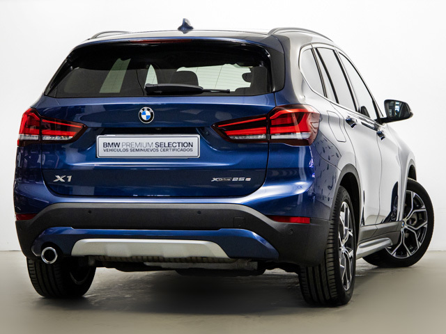 BMW X1 xDrive25e color Naranja. Año 2021. 162KW(220CV). Híbrido Electro/Gasolina. En concesionario BMW Fuenteolid Valladolid de Valladolid