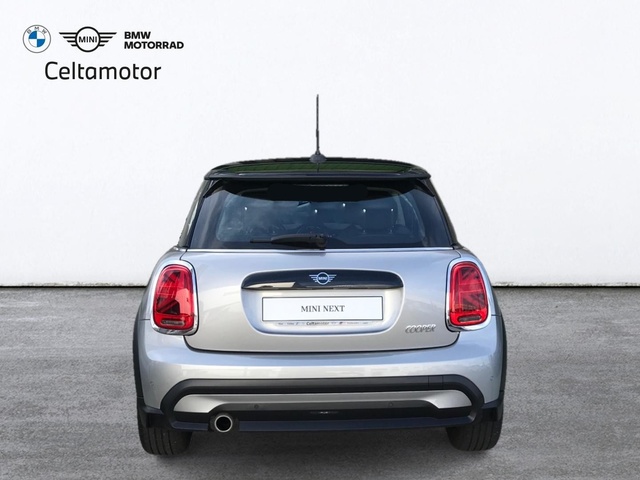 fotoG 4 del MINI MINI 3 Puertas Cooper 100 kW (136 CV) 136cv Gasolina del 2023 en Pontevedra