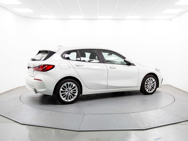 BMW Serie 1 118d color Blanco. Año 2020. 110KW(150CV). Diésel. En concesionario Móvil Begar Alicante de Alicante