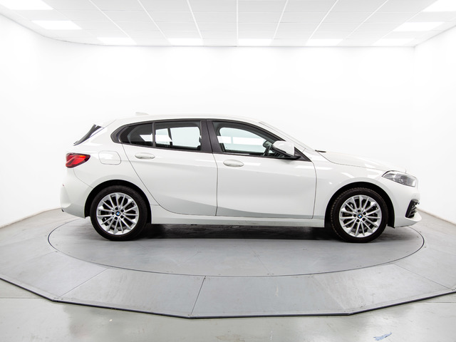 BMW Serie 1 118d color Blanco. Año 2020. 110KW(150CV). Diésel. En concesionario Móvil Begar Alicante de Alicante