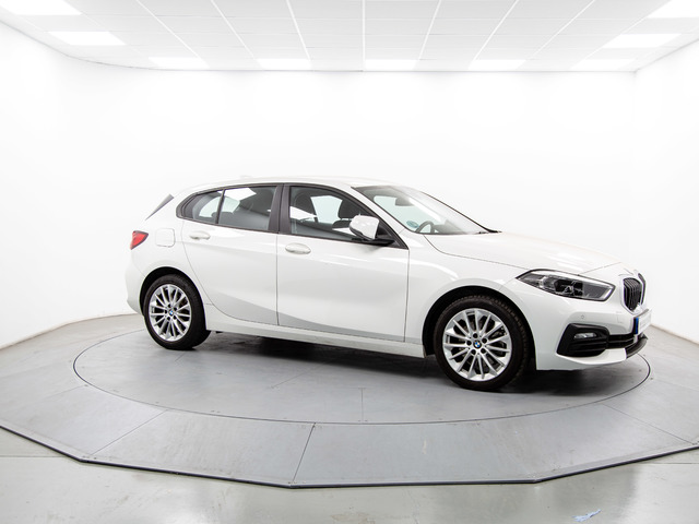 BMW Serie 1 118d color Blanco. Año 2020. 110KW(150CV). Diésel. En concesionario Móvil Begar Alicante de Alicante