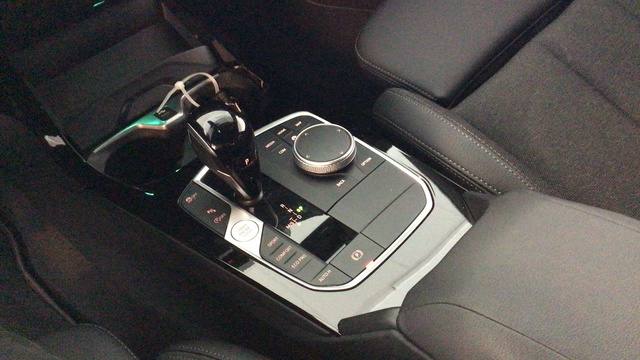 BMW Serie 2 218i Gran Coupe color Blanco. Año 2024. 103KW(140CV). Gasolina. En concesionario BYmyCAR Madrid - Alcalá de Madrid