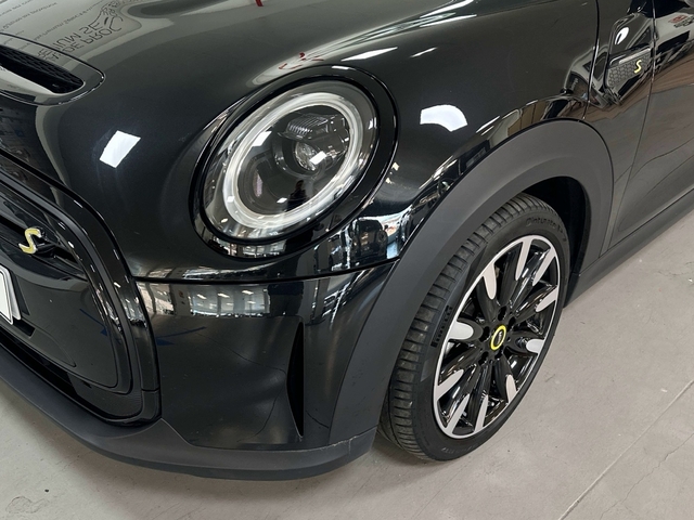 fotoG 5 del MINI MINI 3 Puertas Cooper SE 135 kW (184 CV) 184cv Eléctrico del 2023 en Asturias
