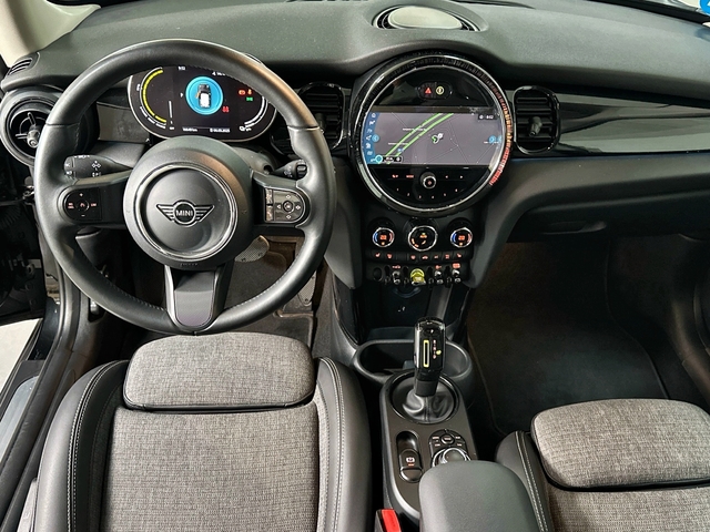 fotoG 6 del MINI MINI 3 Puertas Cooper SE 135 kW (184 CV) 184cv Eléctrico del 2023 en Asturias