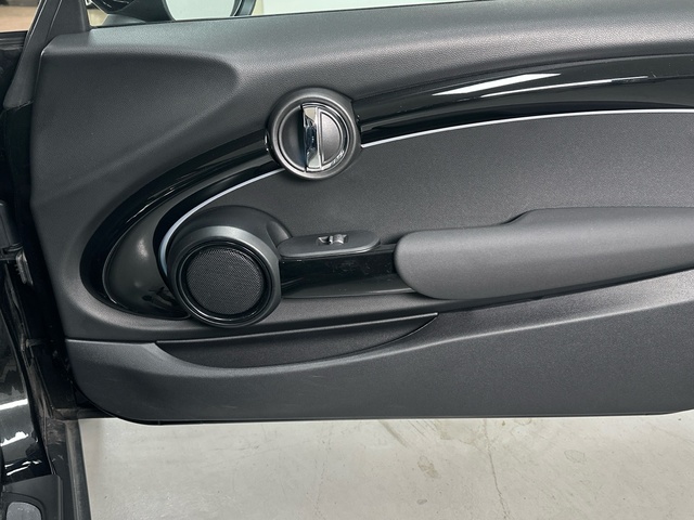 fotoG 18 del MINI MINI 3 Puertas Cooper SE 135 kW (184 CV) 184cv Eléctrico del 2023 en Asturias