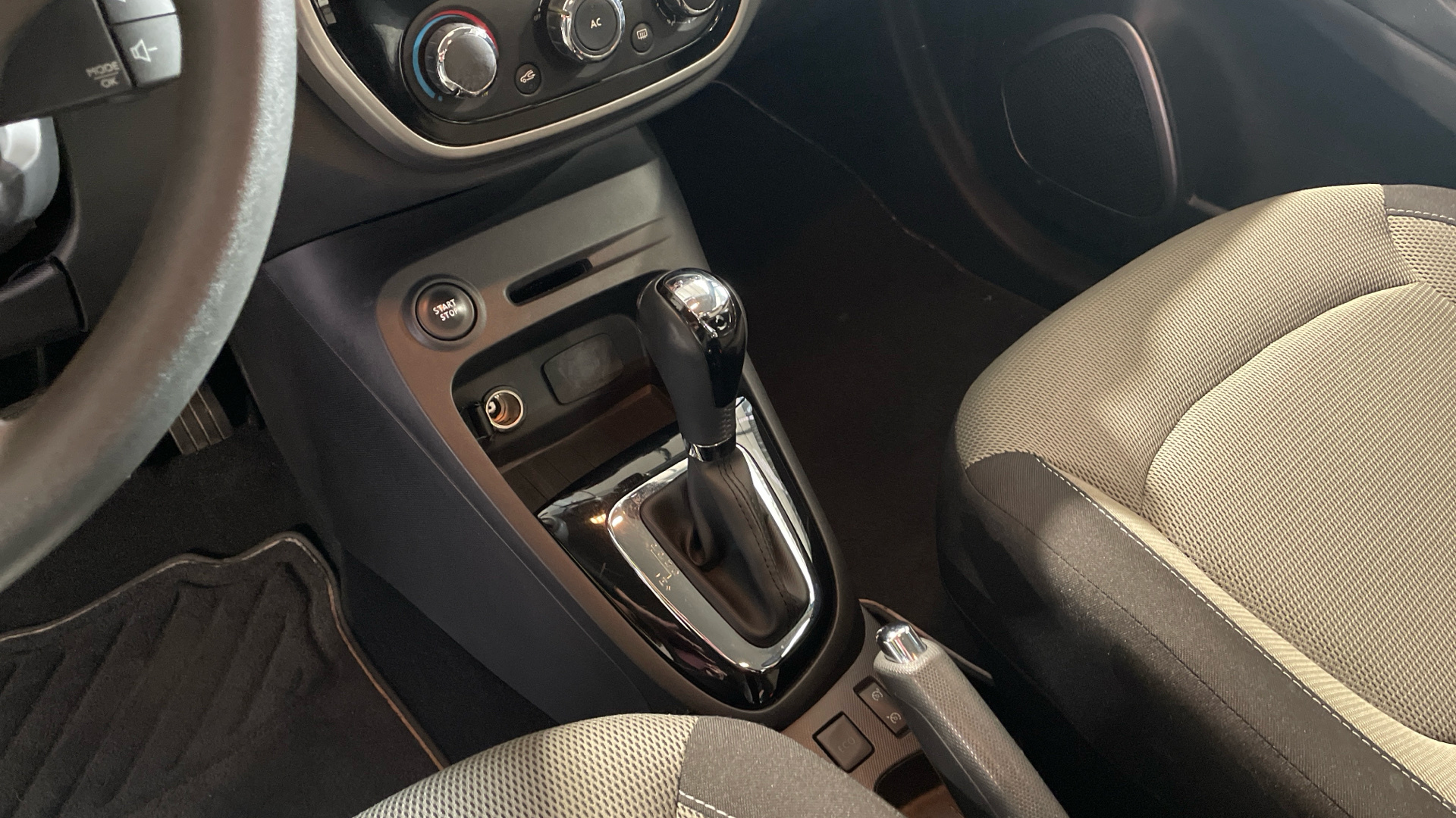 Renault Captur TCe 120 - 17