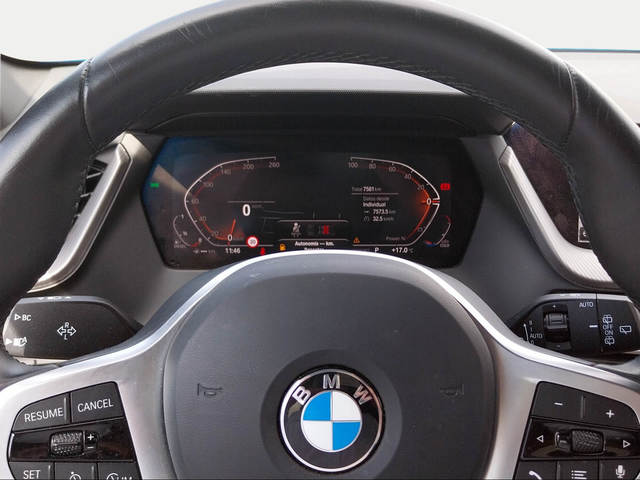 BMW Serie 1 118d color Azul. Año 2024. 110KW(150CV). Diésel. En concesionario San Rafael Motor, S.L. de Córdoba