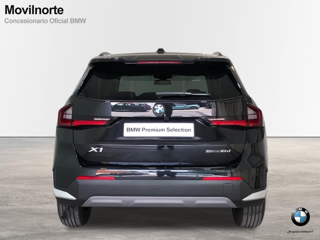BMW X1 sDrive18d color Negro. Año 2024. 110KW(150CV). Diésel. En concesionario Movilnorte El Plantio de Madrid