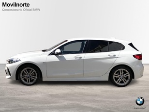 Fotos de BMW Serie 1 118d color Blanco. Año 2023. 110KW(150CV). Diésel. En concesionario Movilnorte El Plantio de Madrid