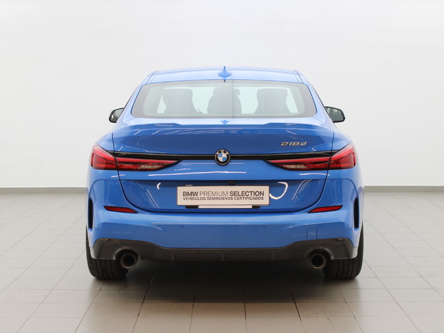 BMW Serie 2 218d Gran Coupe color Azul. Año 2021. 110KW(150CV). Diésel. En concesionario Augusta Aragon S.A. de Zaragoza