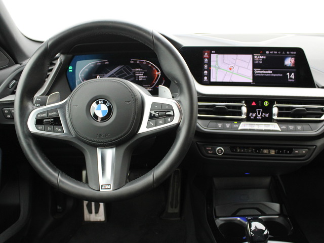 BMW Serie 2 218d Gran Coupe color Azul. Año 2021. 110KW(150CV). Diésel. En concesionario Augusta Aragon S.A. de Zaragoza
