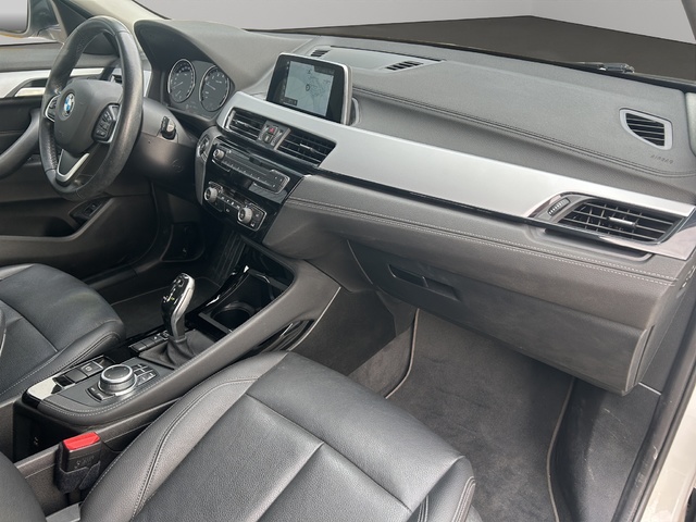 BMW X2 sDrive18i color Blanco. Año 2019. 103KW(140CV). Gasolina. En concesionario GANDIA Automoviles Fersan, S.A. de Valencia