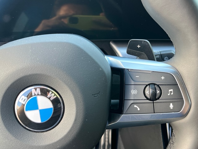 BMW X1 sDrive18d color Gris Plata. Año 2024. 110KW(150CV). Diésel. En concesionario Celtamotor Vigo de Pontevedra