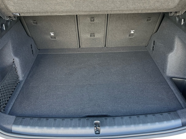 BMW X1 sDrive18d color Gris Plata. Año 2024. 110KW(150CV). Diésel. En concesionario Celtamotor Vigo de Pontevedra