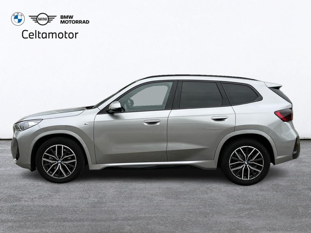 BMW X1 xDrive20d color Gris Plata. Año 2024. 120KW(163CV). Diésel. En concesionario Celtamotor Vigo de Pontevedra