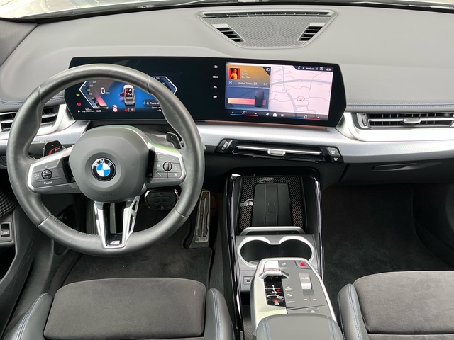 BMW X1 xDrive20d color Gris Plata. Año 2024. 120KW(163CV). Diésel. En concesionario Celtamotor Vigo de Pontevedra