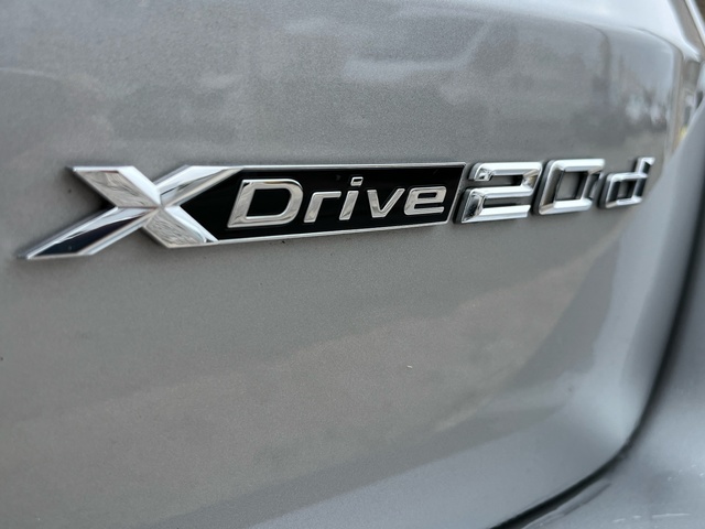 BMW X1 xDrive20d color Gris Plata. Año 2024. 120KW(163CV). Diésel. En concesionario Celtamotor Vigo de Pontevedra