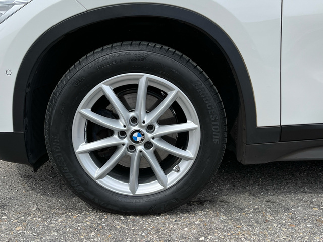 BMW X1 sDrive18d color Blanco. Año 2019. 110KW(150CV). Diésel. En concesionario Celtamotor Vigo de Pontevedra