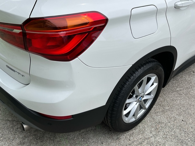 BMW X1 sDrive18d color Blanco. Año 2019. 110KW(150CV). Diésel. En concesionario Celtamotor Vigo de Pontevedra