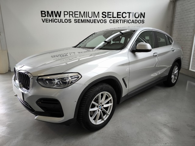 BMW X4 xDrive20d color Gris Plata. Año 2021. 140KW(190CV). Diésel. En concesionario Lurauto Gipuzkoa de Guipuzcoa