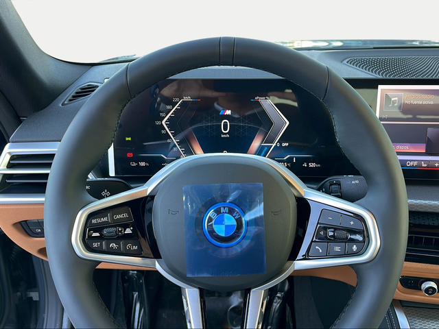 BMW i4 eDrive40 color Gris. Año 2025. 250KW(340CV). Eléctrico. En concesionario Carteya Motor | Campo de Gibraltar de Cádiz
