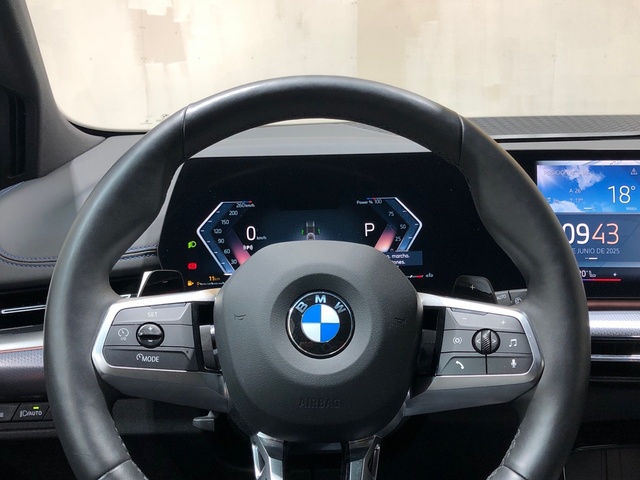 BMW Serie 2 218i Active Tourer color Gris. Año 2024. 100KW(136CV). Gasolina. En concesionario Movilnorte Las Rozas de Madrid