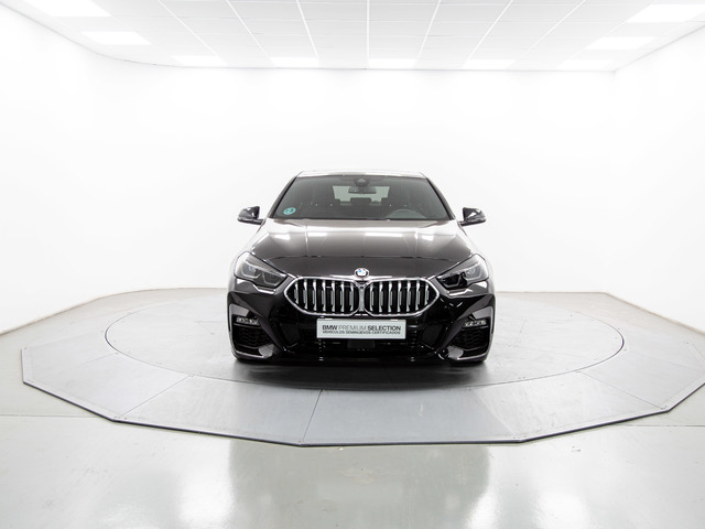 BMW Serie 2 220d Gran Coupe color Negro. Año 2024. 140KW(190CV). Diésel. En concesionario Móvil Begar Alicante de Alicante