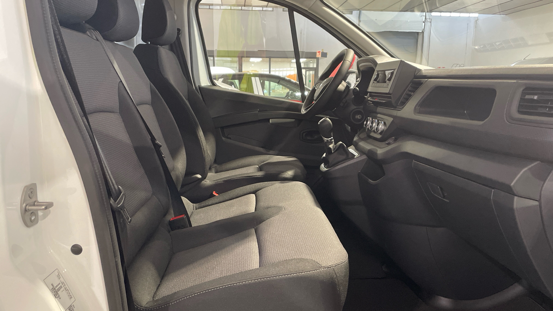 Renault Trafic Furgon 52kW - 13