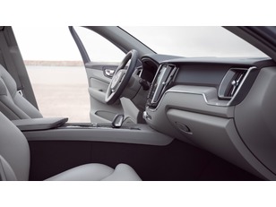 Volvo XC60 T6 Recharge Plus Dark AWD Auto 257 kW (350 CV) - 9 Volvo XC60 T6 Nuevo 257 KW (350CV) - 9