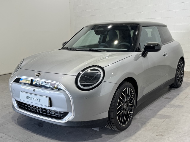 fotoG 0 del MINI MINI 3 Puertas Cooper SE 160 kW (218 CV) 218cv Eléctrico del 2024 en Barcelona
