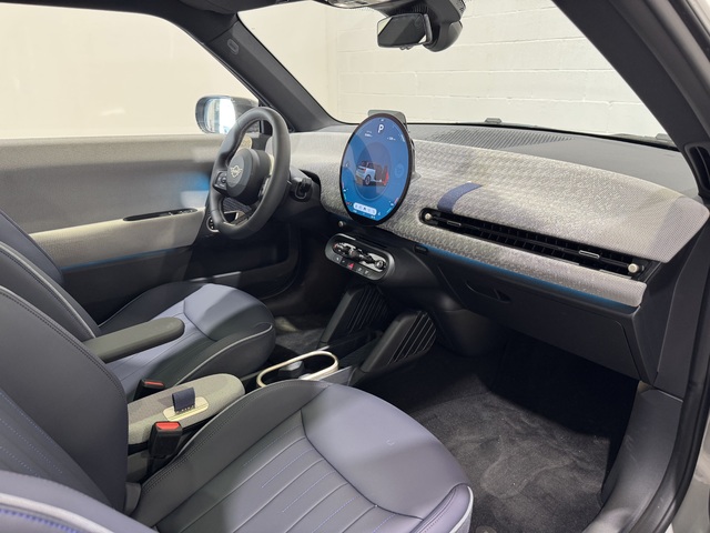 fotoG 7 del MINI MINI 3 Puertas Cooper SE 160 kW (218 CV) 218cv Eléctrico del 2024 en Barcelona