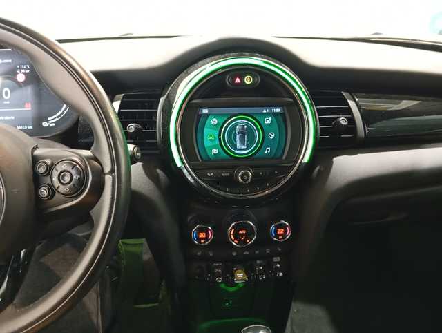 fotoG 14 del MINI MINI 3 Puertas Cooper SE 135 kW (184 CV) 184cv Eléctrico del 2020 en Barcelona