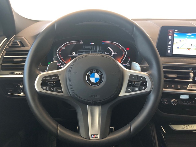 BMW X4 xDrive20d color Negro. Año 2025. 140KW(190CV). Diésel. En concesionario Vehinter Getafe de Madrid