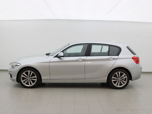 Fotos de BMW Serie 1 118i color Gris Plata. Año 2019. 100KW(136CV). Gasolina. En concesionario Augusta Aragon S.A. de Zaragoza