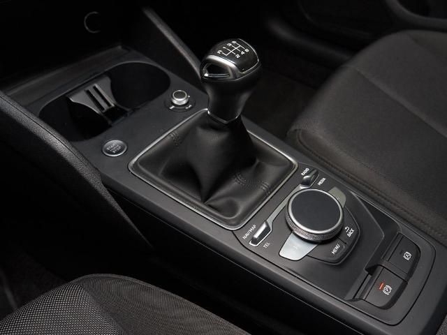 Audi Q2 Advanced 30 TFSI 81 kW (110 CV)