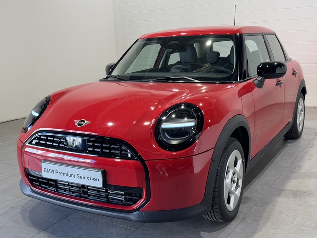 fotoG 0 del MINI MINI 5 Puertas Cooper C 115 kW (156 CV) 156cv Gasolina del 2024 en Barcelona