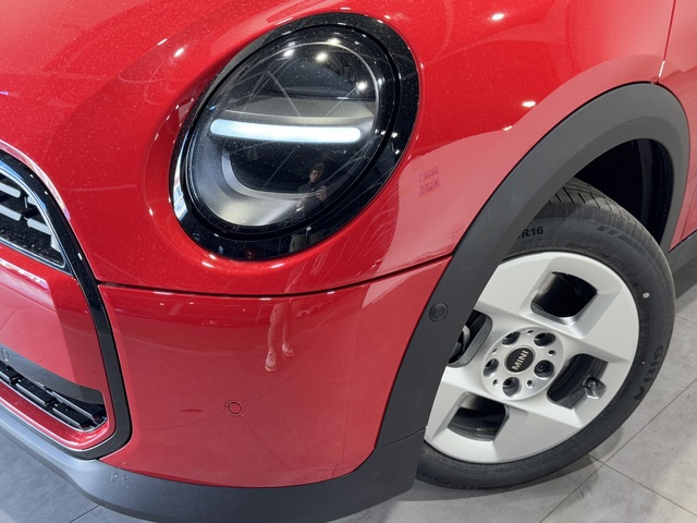 fotoG 5 del MINI MINI 5 Puertas Cooper C 115 kW (156 CV) 156cv Gasolina del 2024 en Barcelona