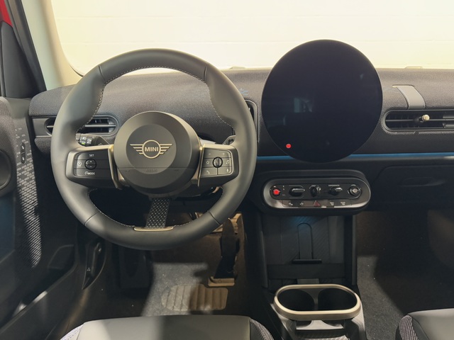 fotoG 6 del MINI MINI 5 Puertas Cooper C 115 kW (156 CV) 156cv Gasolina del 2024 en Barcelona
