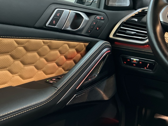 BMW M X6 M color Gris. Año 2023. 441KW(600CV). Gasolina. En concesionario Proa Premium Palma de Baleares