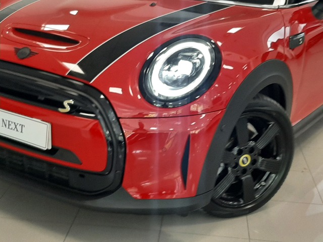 fotoG 5 del MINI MINI 3 Puertas Cooper SE 135 kW (184 CV) 184cv Eléctrico del 2023 en Valencia