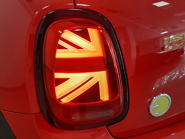 fotoG 14 del MINI MINI 3 Puertas Cooper SE 135 kW (184 CV) 184cv Eléctrico del 2023 en Valencia