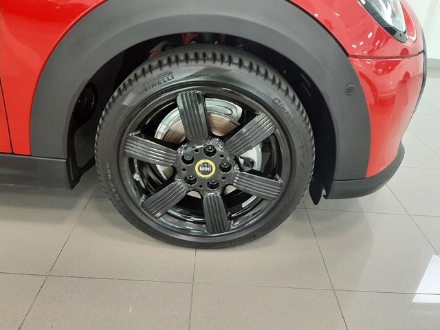 fotoG 17 del MINI MINI 3 Puertas Cooper SE 135 kW (184 CV) 184cv Eléctrico del 2023 en Valencia