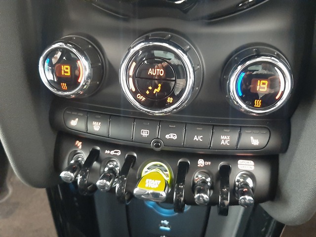 fotoG 24 del MINI MINI 3 Puertas Cooper SE 135 kW (184 CV) 184cv Eléctrico del 2023 en Valencia