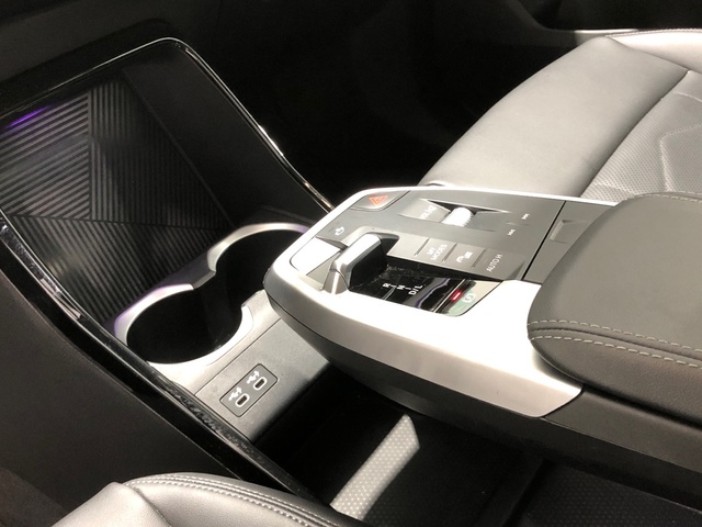 BMW X1 sDrive18d color Blanco. Año 2024. 110KW(150CV). Diésel. En concesionario Auto Premier, S.A. - ALCALÁ DE HENARES de Madrid