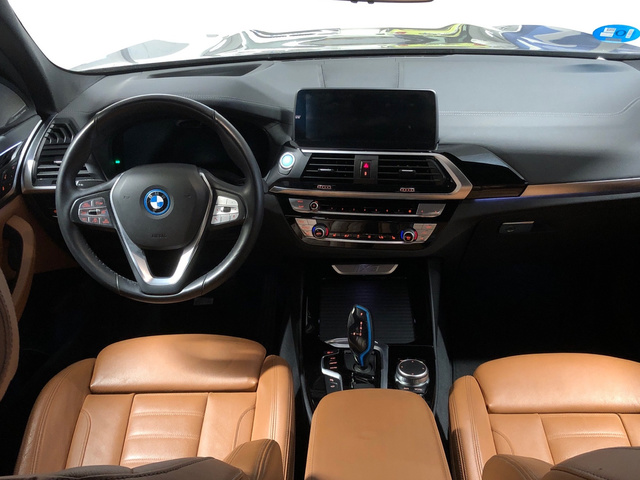 BMW iX3 Impressive color Negro. Año 2021. 210KW(286CV). Eléctrico. En concesionario Auto Premier, S.A. - GUADALAJARA de Guadalajara