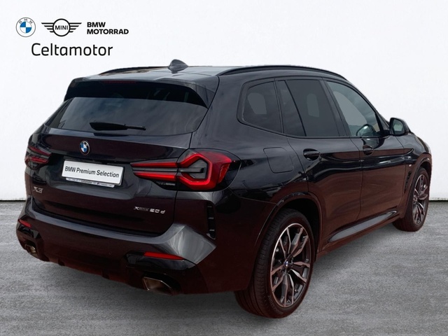 BMW X3 xDrive20d color Gris. Año 2024. 140KW(190CV). Diésel. En concesionario Celtamotor Pontevedra de Pontevedra